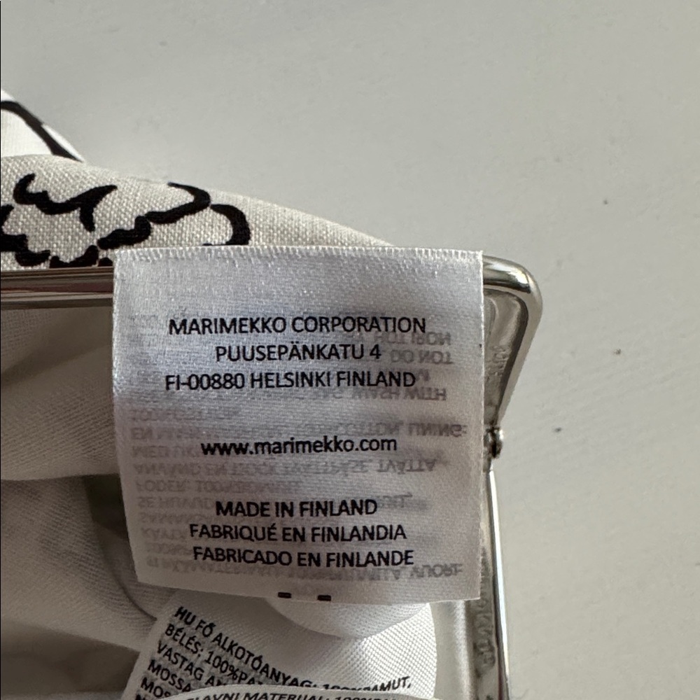 Marimekko Black and White Floral Fabric Pouch Pieni Pioni Small Peony - Picture 6 of 7